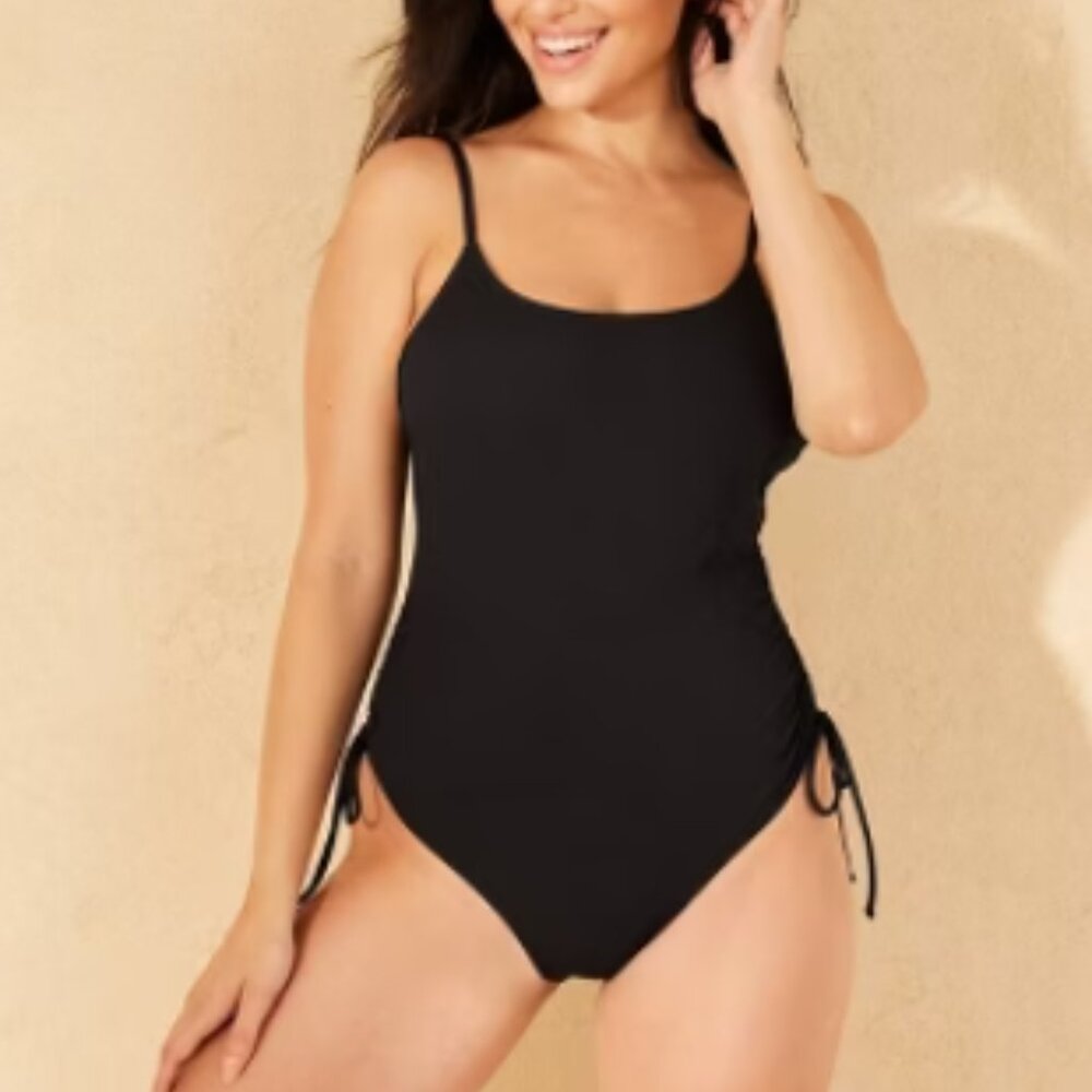 Shade & Shore Ribbed Adjustable Drawstring Medium Coverage One Piece Swimsuit